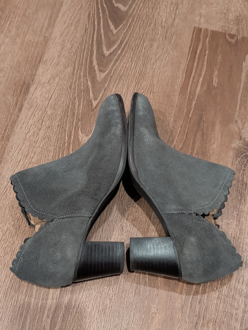Jack Rogers 8 Booties Scalloped Edges - Picture 6 of 9